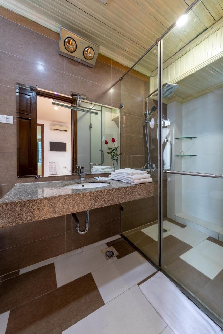 Granda Corner Apartment Hanoi Exterior photo